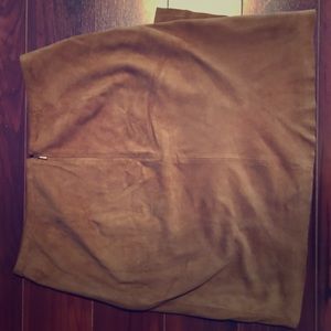 Suede nude asymmetric skirt